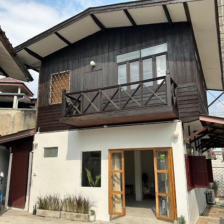 Cozy Villa In Chiangmai Old Town شيانغ ماي المظهر الخارجي الصورة